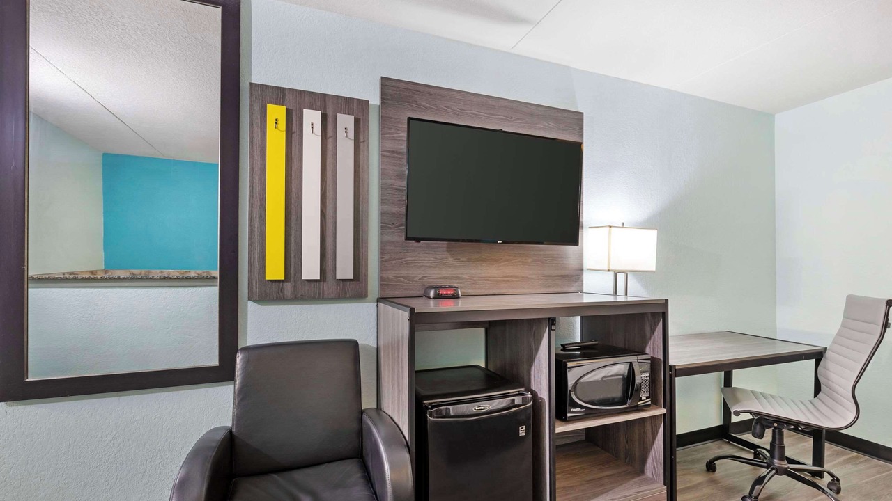 Photo of Bedroom in Des Moines