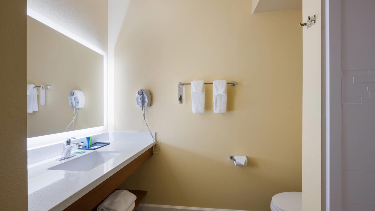 Photo of Bedroom in Northwest Everett