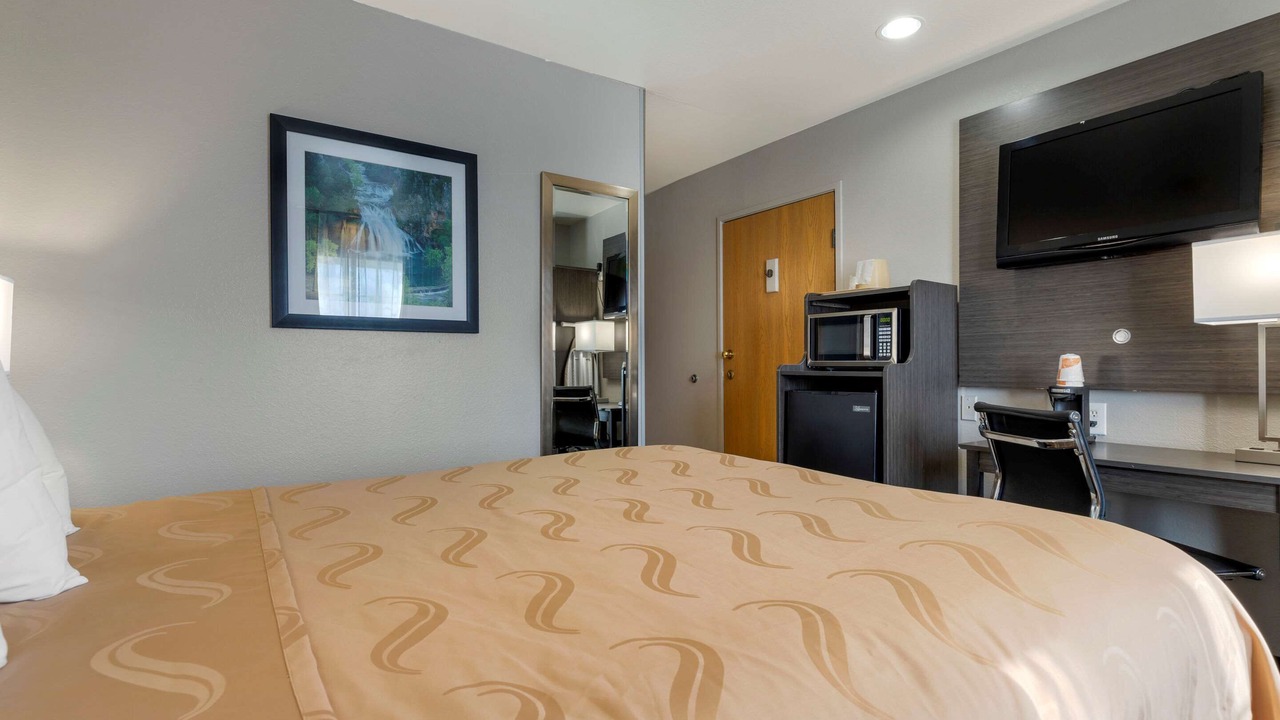 Photo of Bedroom in Sallisaw