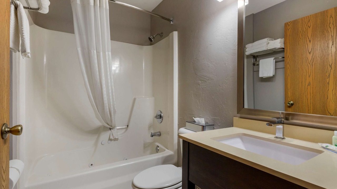 Photo of Bathroom in Sallisaw