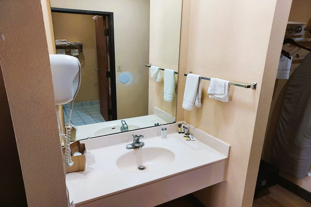 Photo of Bathroom in McPherson