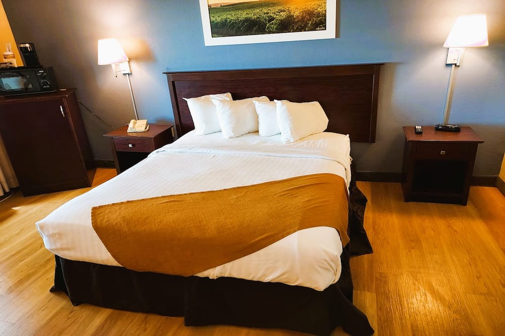 Photo of Bedroom in McPherson