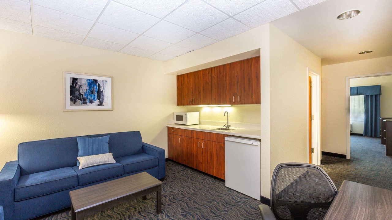 Photo of Bedroom in Des Moines