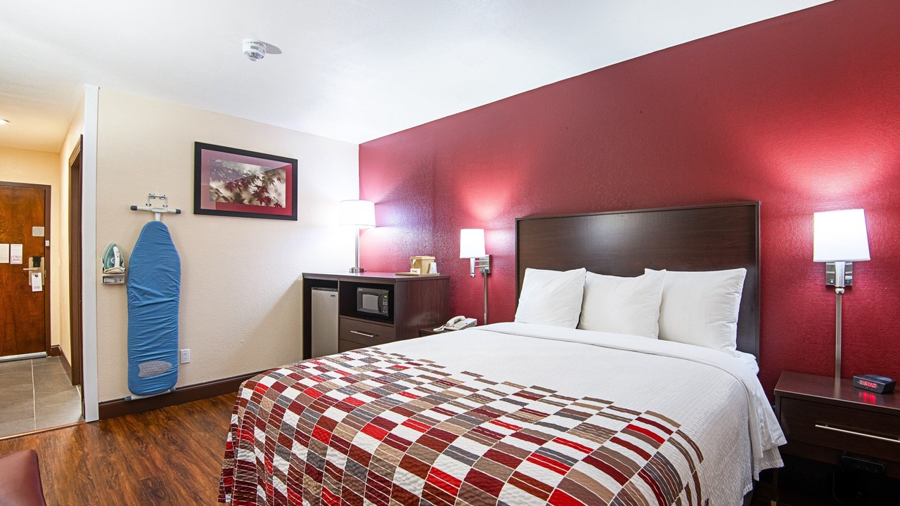 Photo of Bedroom in Cameron