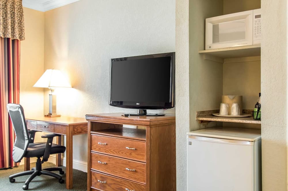 Photo of Bedroom in Central Oklahoma City