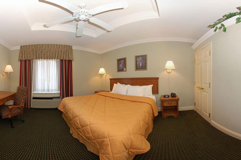 Photo of Bedroom in Central Oklahoma City