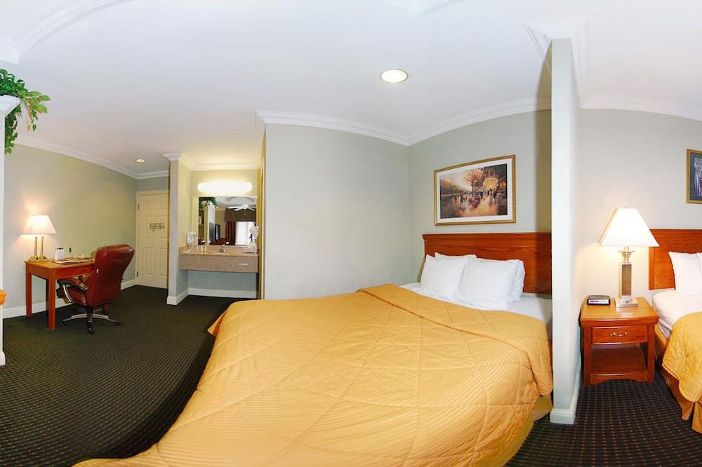 Photo of Bedroom in Central Oklahoma City