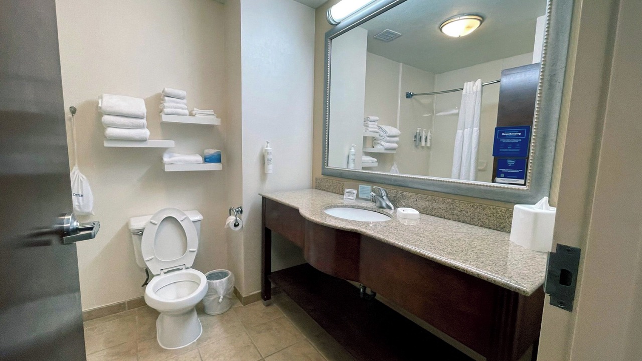 Photo of Bathroom in Central Oklahoma City