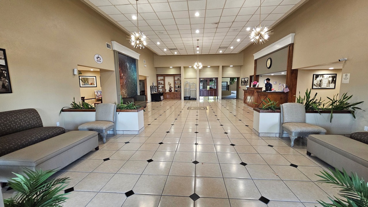 Photo of Others in Roswell