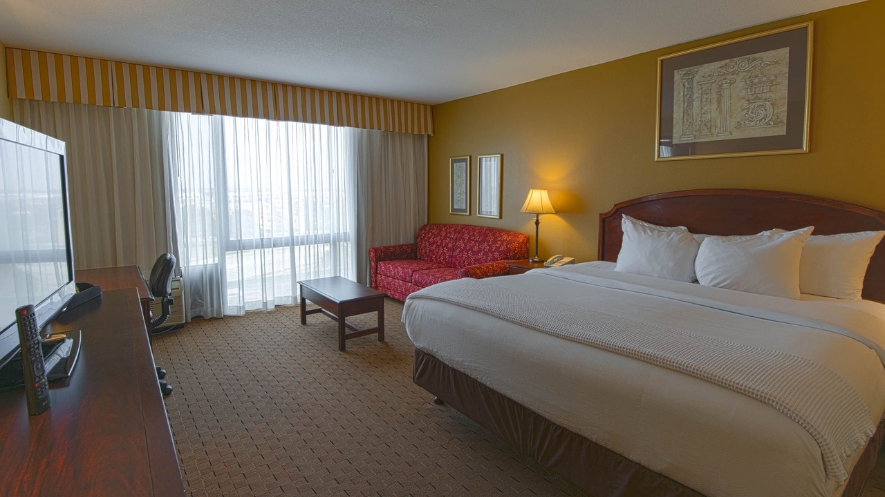 Photo of Bedroom in Downtown