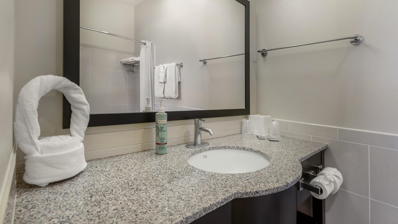 Photo of Bathroom in Lusk