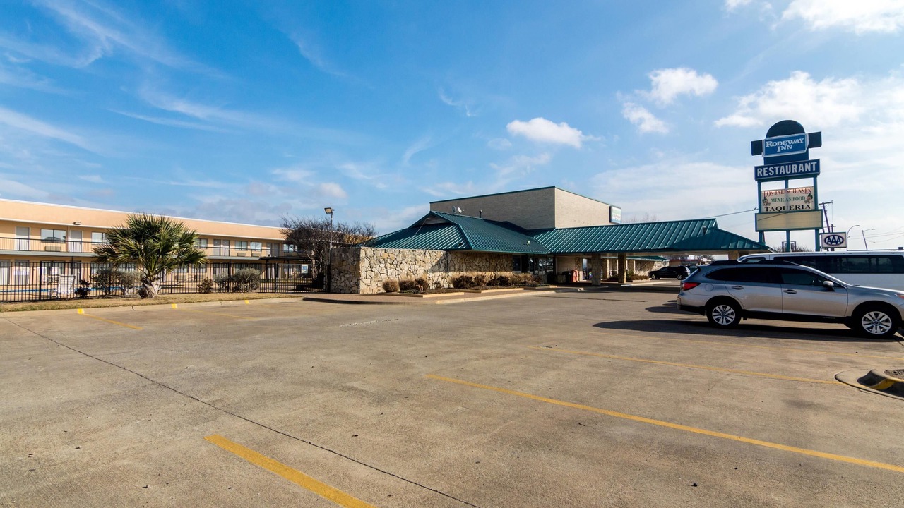 Photo of Outdoor in South Arlington