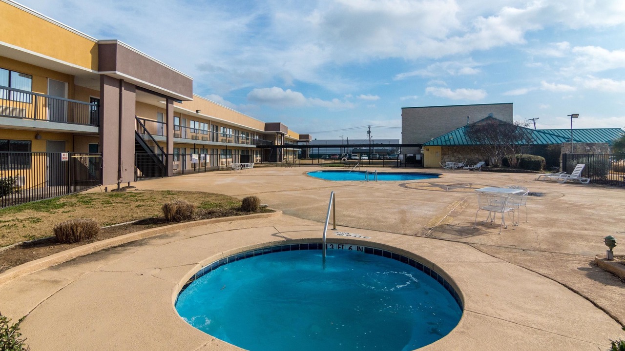 Photo of Outdoor in South Arlington