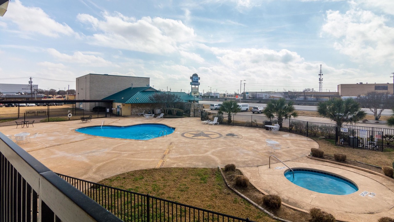 Photo of Outdoor in South Arlington