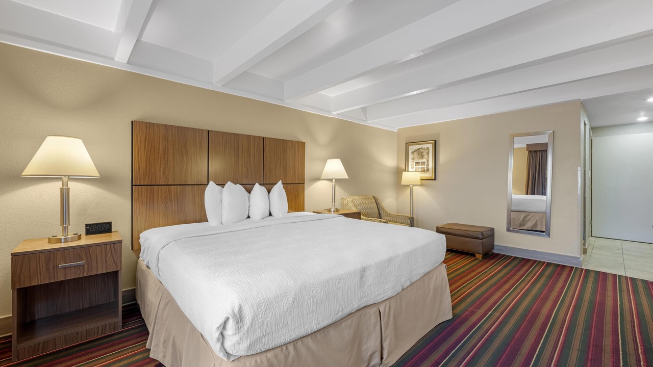 Photo of Bedroom in Roswell
