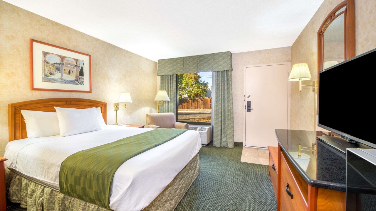 Photo of Bedroom in Albuquerque