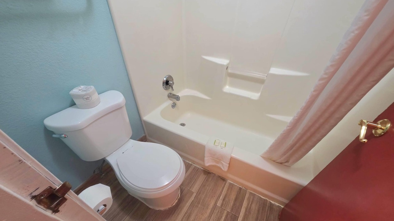 Photo of Bathroom in Dupont