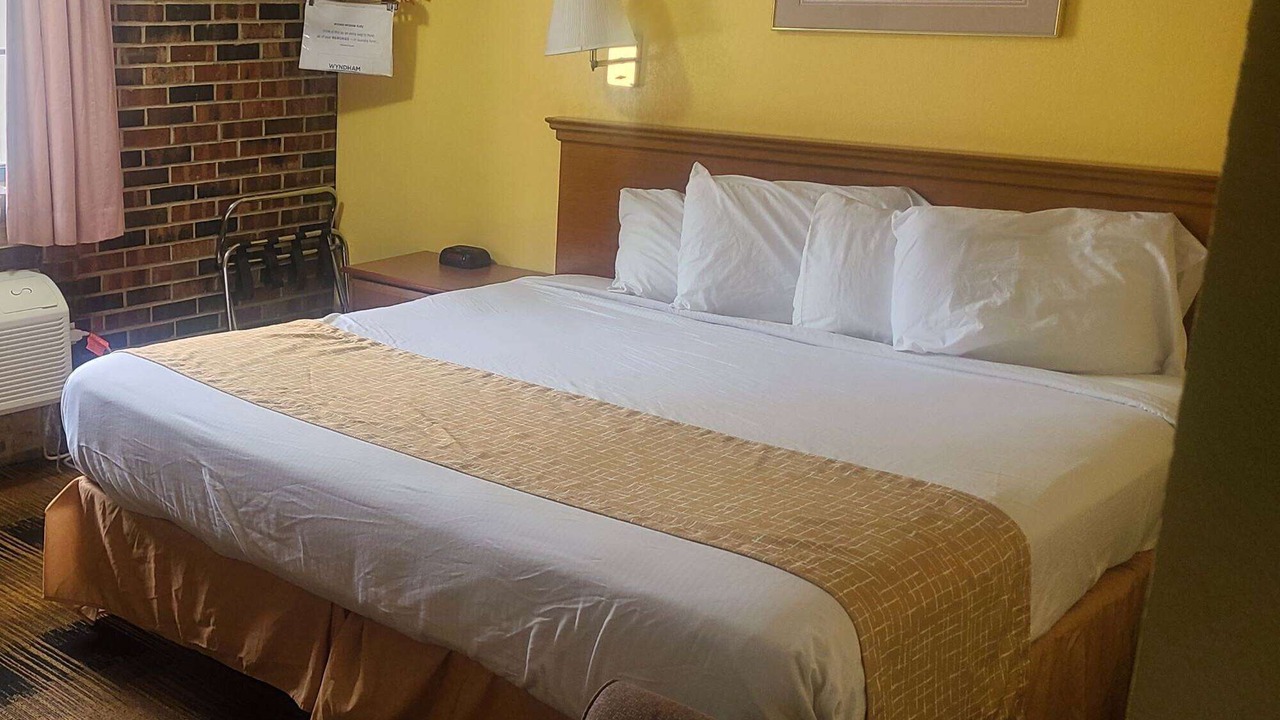 Photo of Bedroom in Platte City