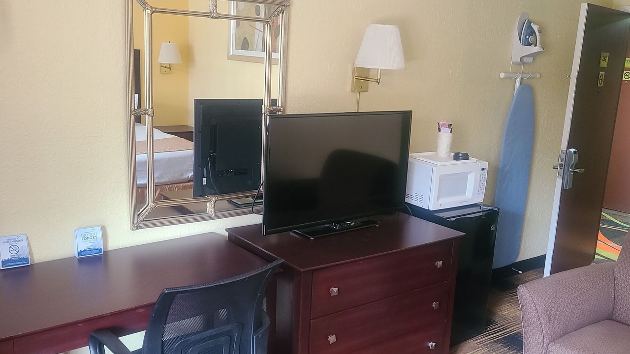 Photo of Bedroom in Platte City