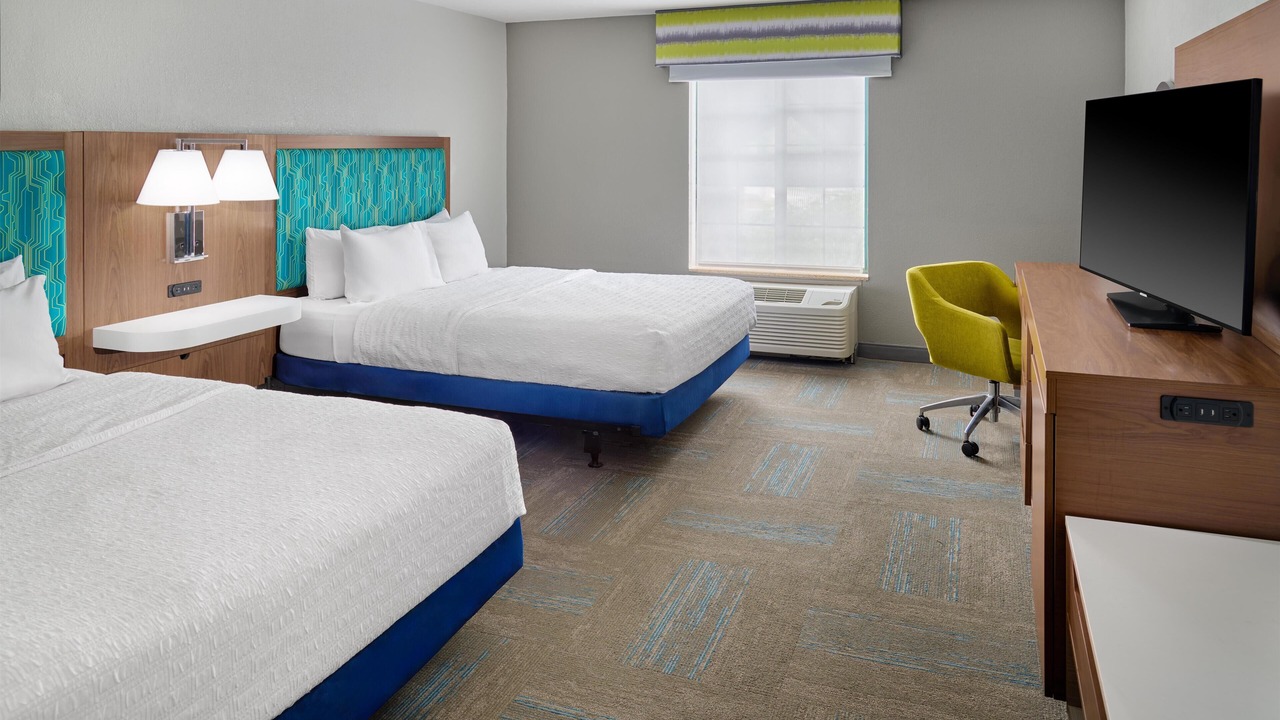 Photo of Bedroom in I-435 West KC-KS