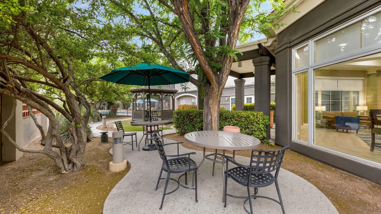 Photo of Outdoor in Westside