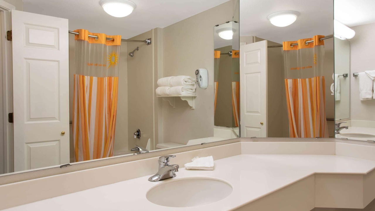 Photo of Bathroom in Lakewood