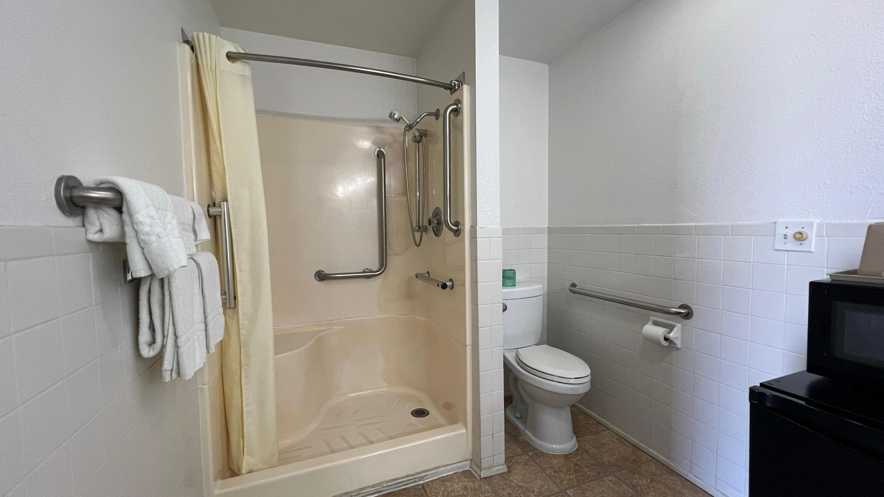 Photo of Bathroom in Marysville
