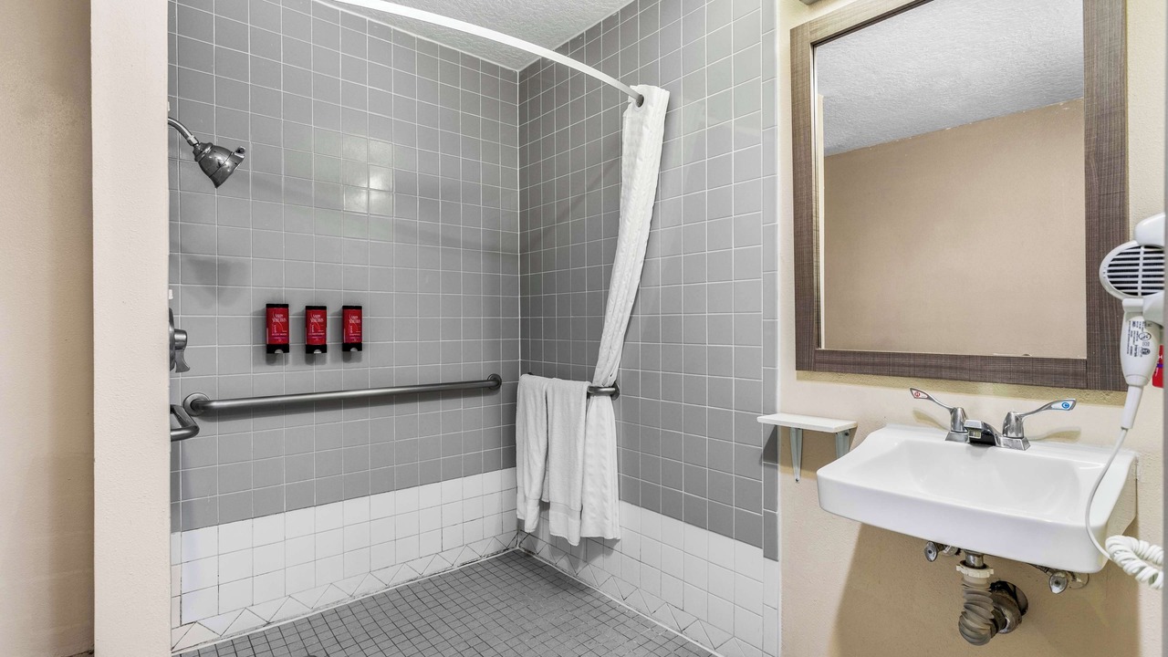 Photo of Bathroom in Northeast Heights