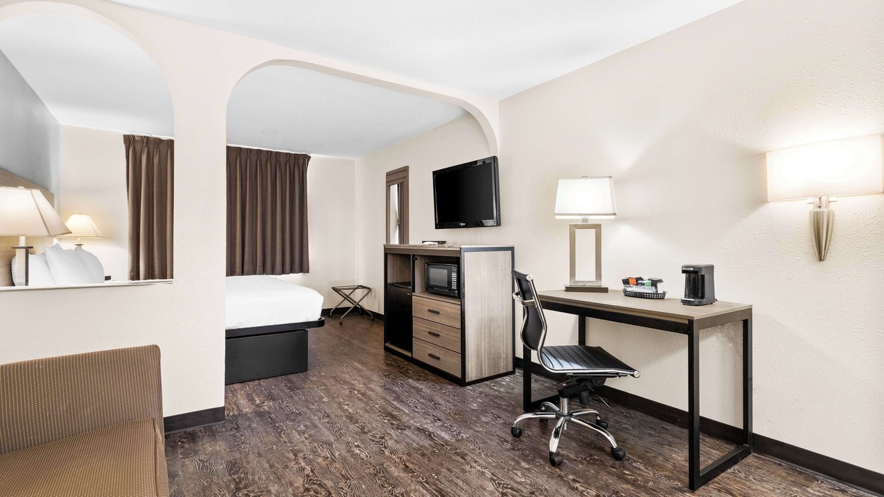 Photo of Bedroom in Northeast Heights