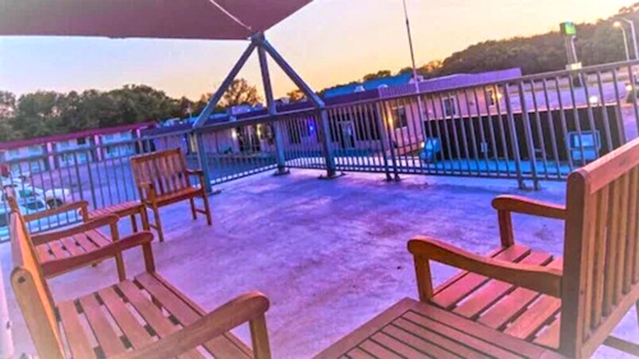 Photo of Patio Balcony in Salina