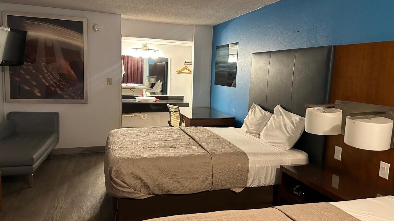 Photo of Bedroom in Salina