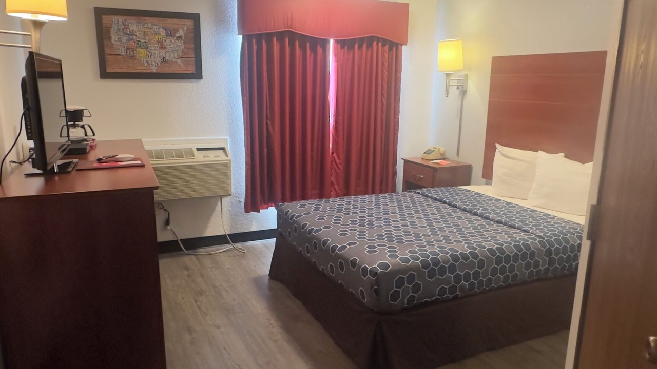 Photo of Bedroom in Tucumcari