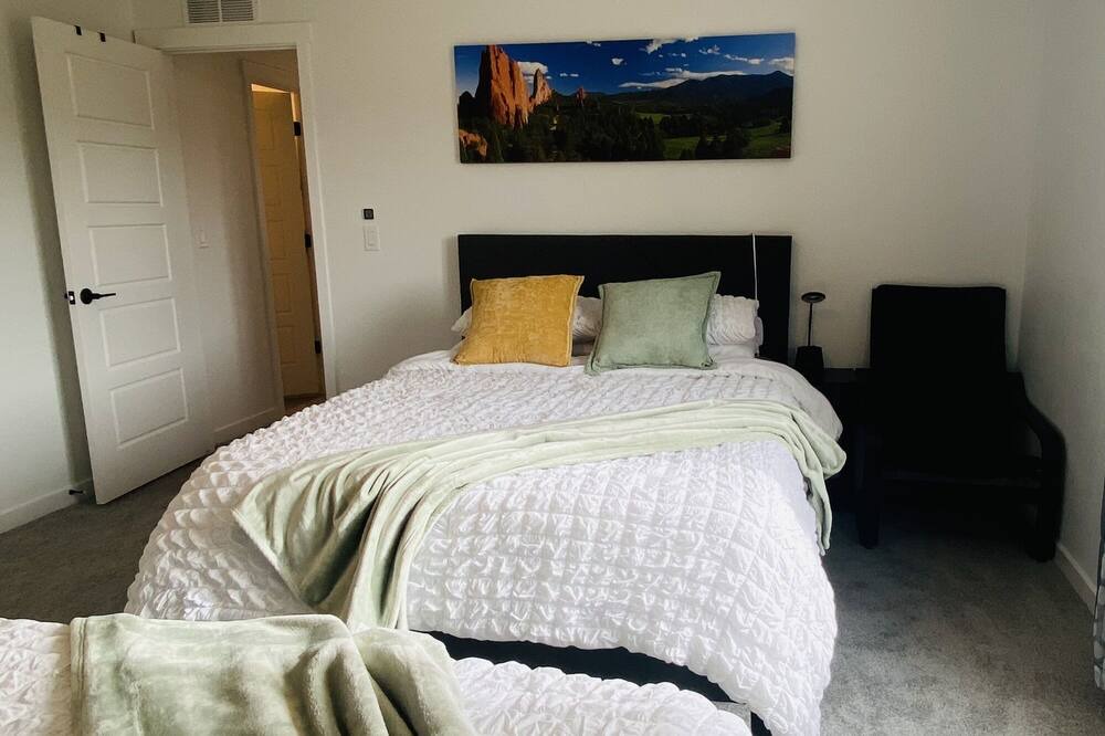 Photo of Bedroom in Elbert