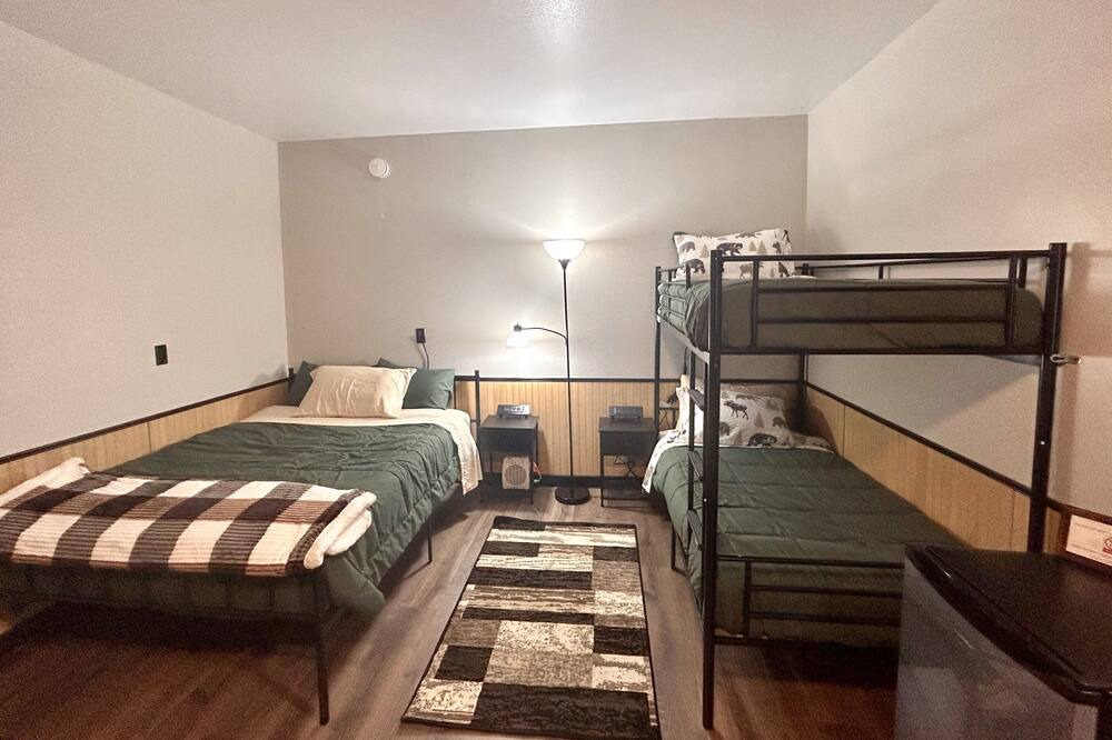 Photo of Bedroom in Hoodsport