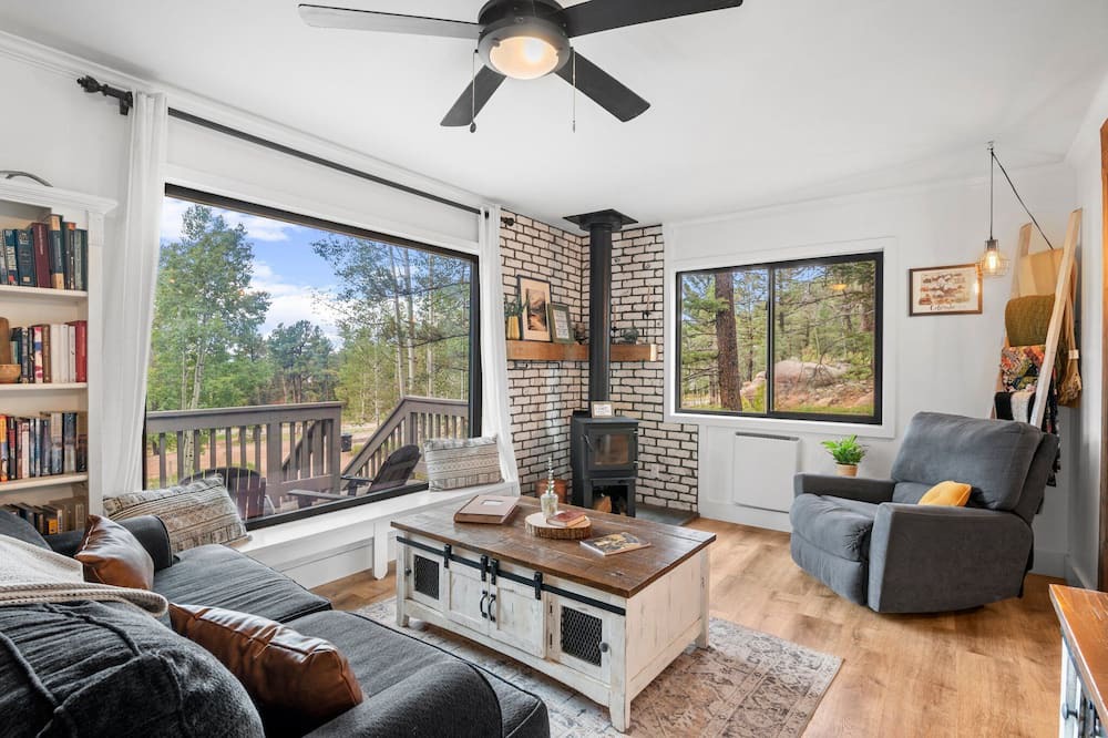 Photo of Livingroom in Kings Valley
