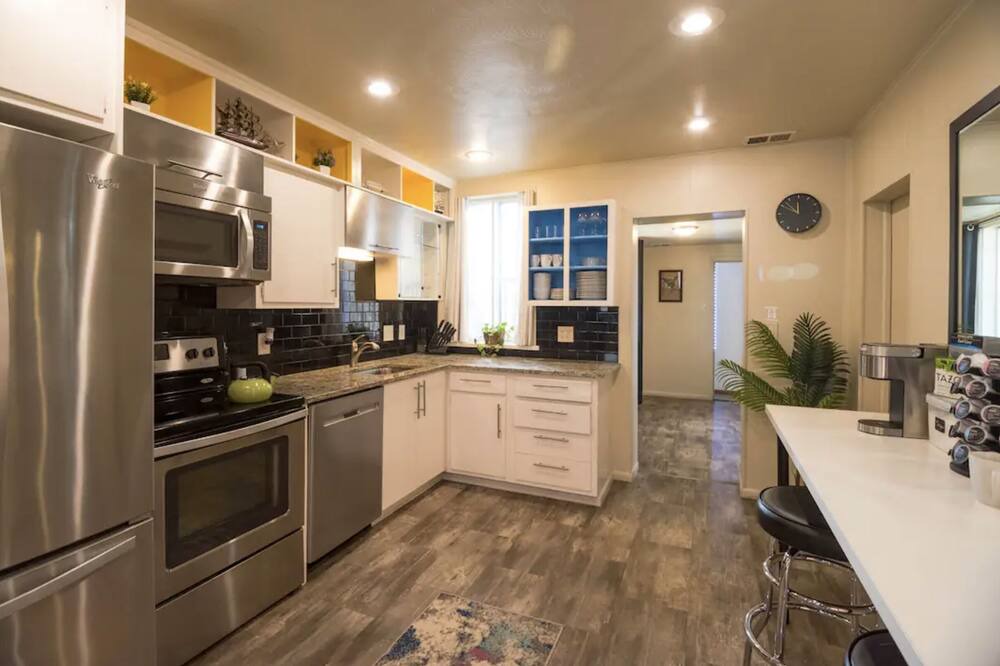 Photo of Kitchen in Sunnyside