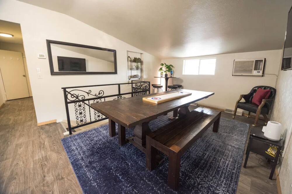 Photo of Livingroom in Sunnyside