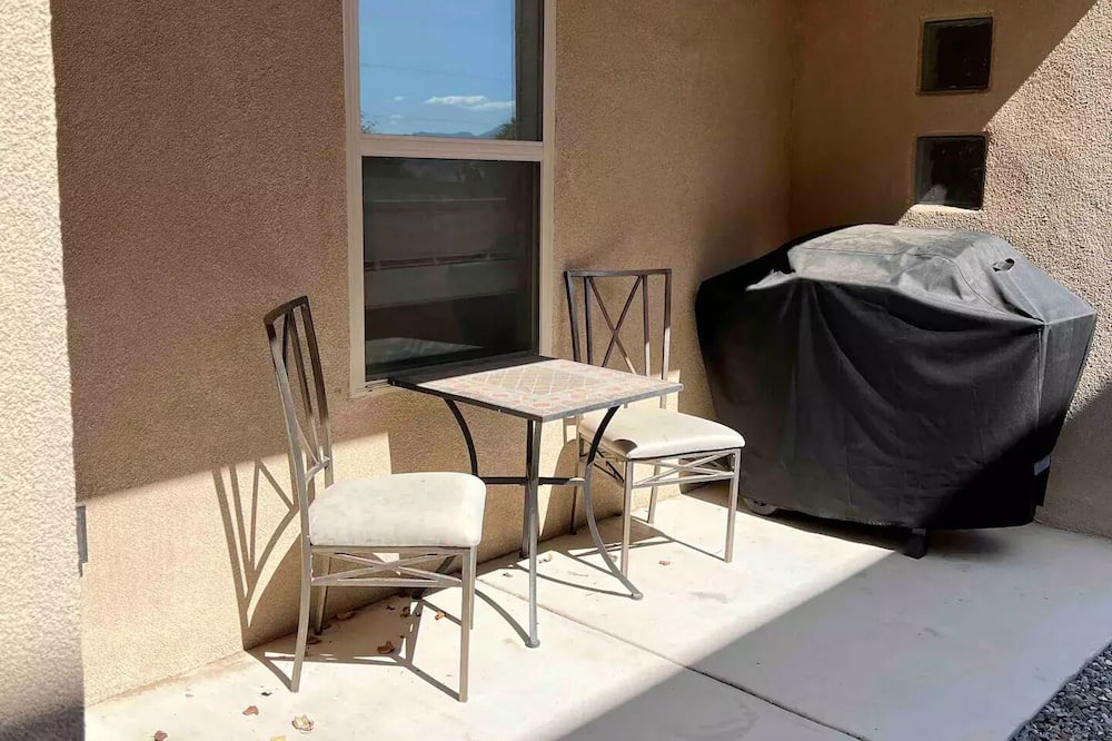 Photo of Patio Balcony in Paradise Hills Civic