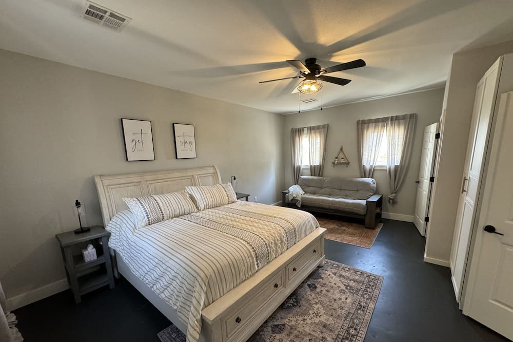 Photo of Bedroom in Pauls Valley