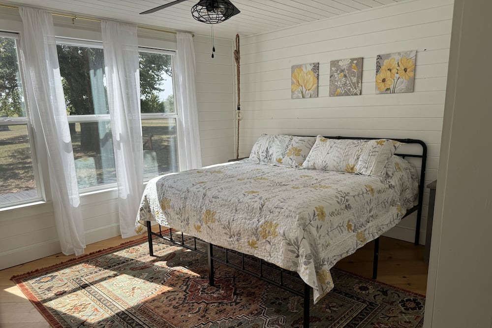 Photo of Bedroom in Pauls Valley
