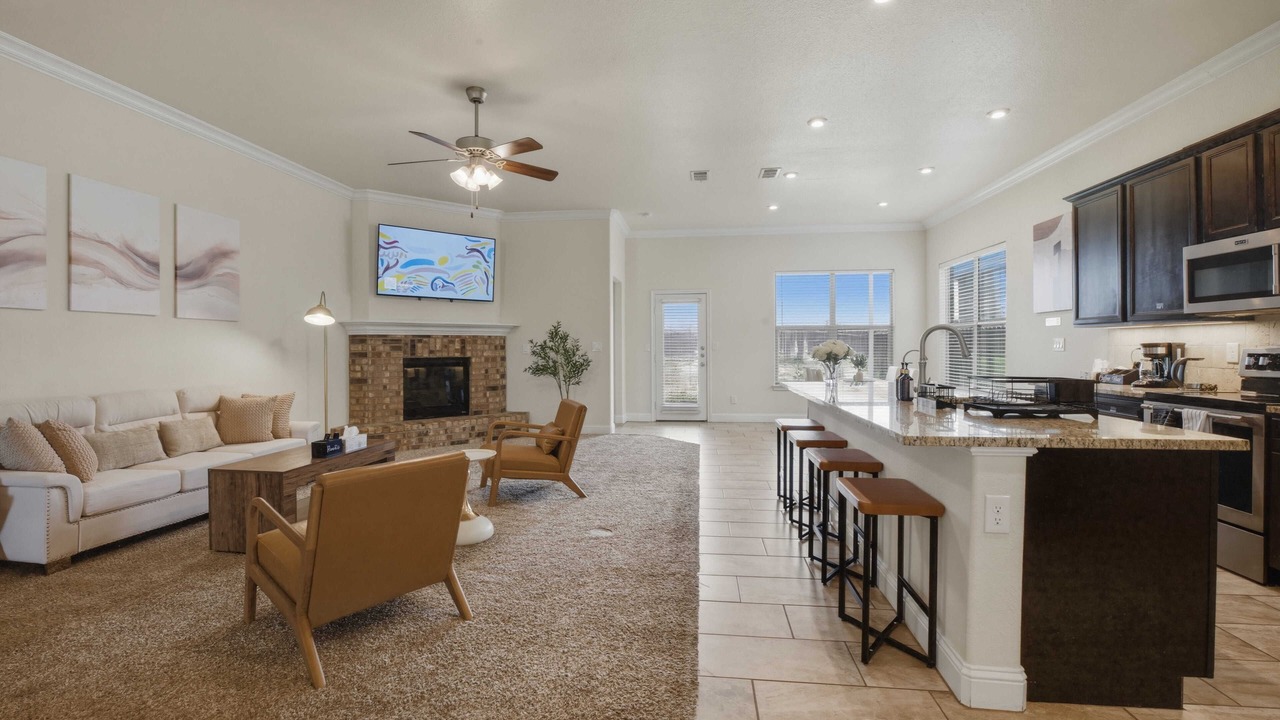 Photo of Livingroom in Midland