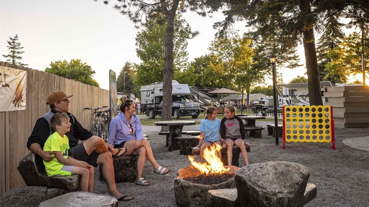 Photo of Outdoor in Mica