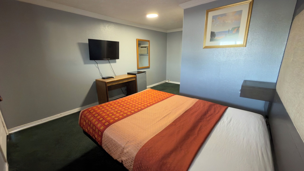 Photo of Bedroom in Ada