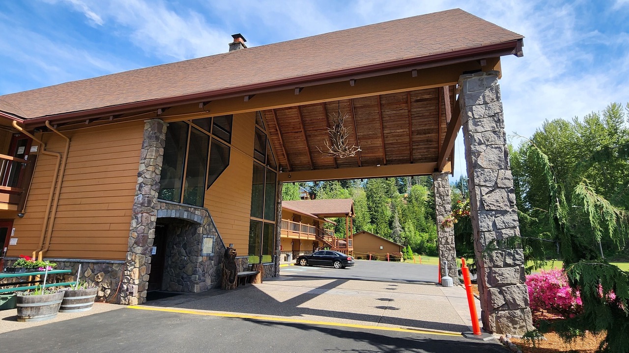 Photo of Outdoor in Packwood