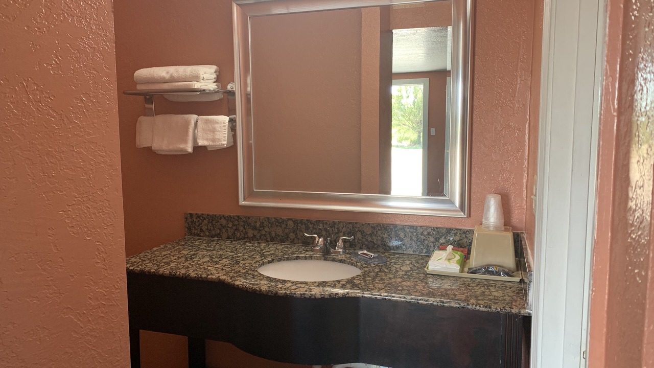 Photo of Bathroom in Borger