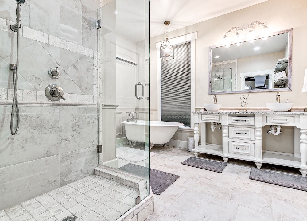 Photo of Bathroom in Eufaula