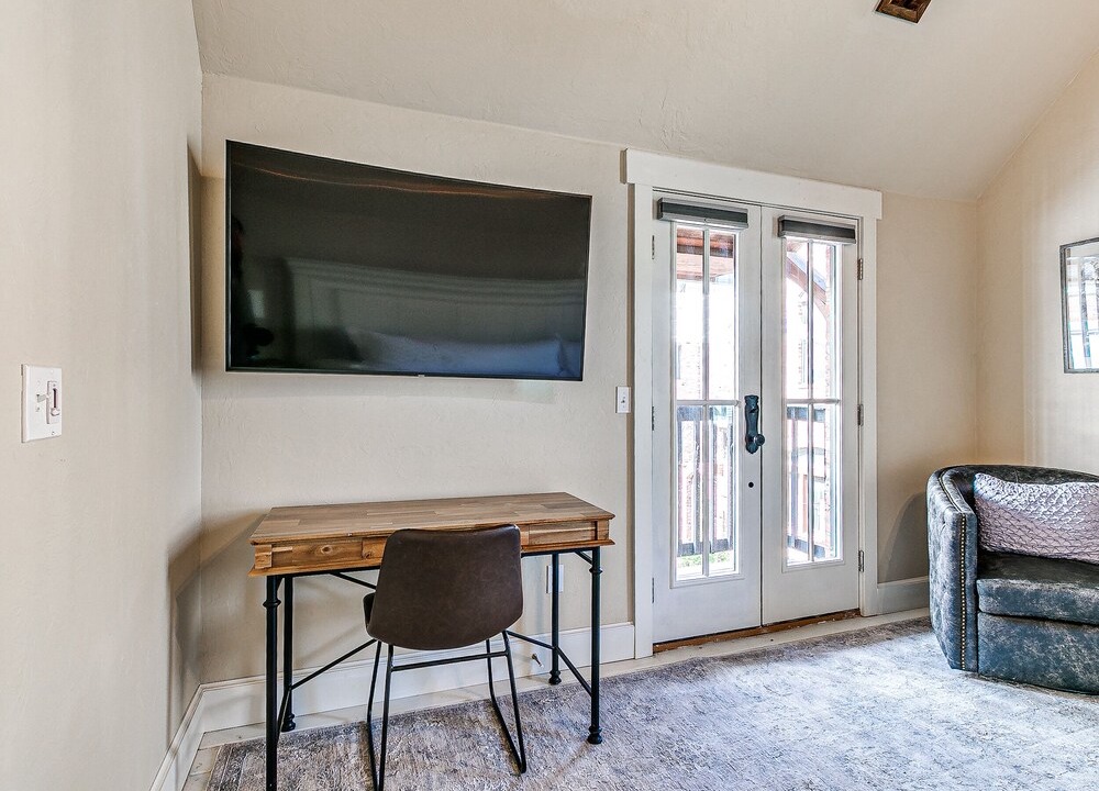 Photo of Bedroom in Eufaula