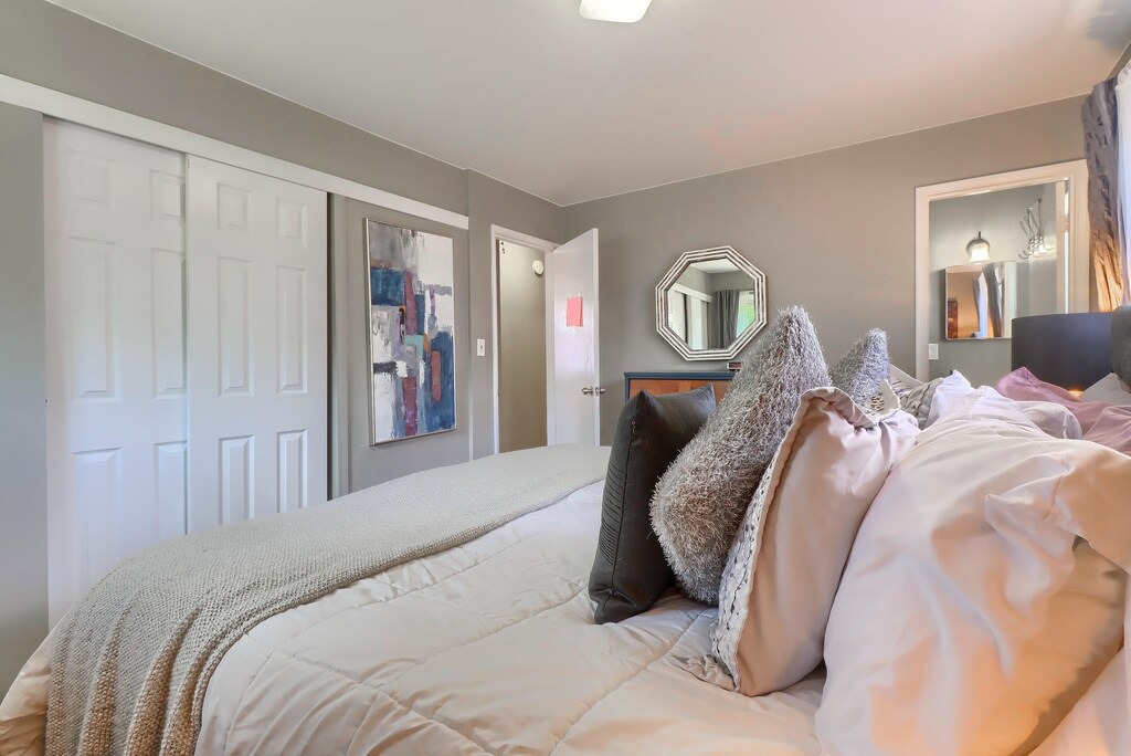 Photo of Bedroom in East Colfax