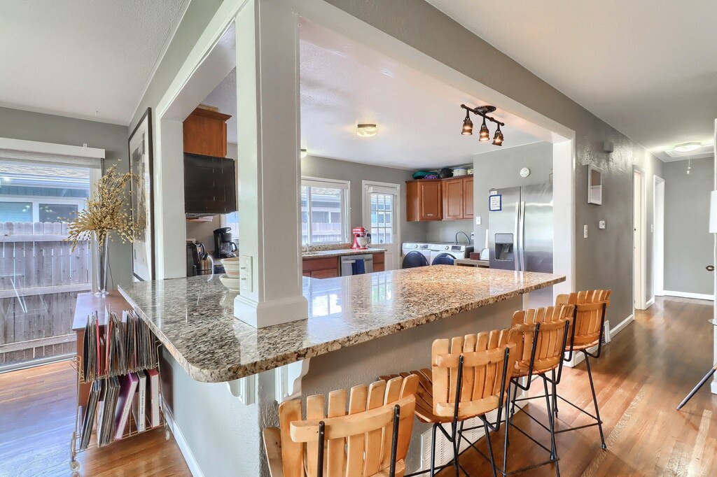 Photo of Livingroom in East Colfax