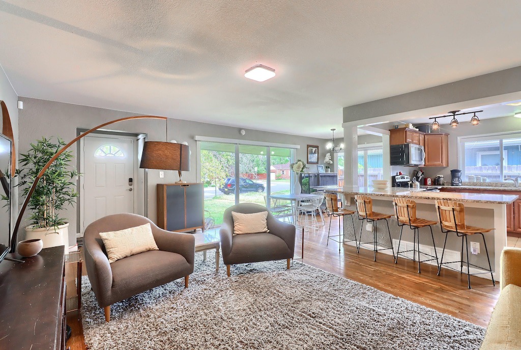Photo of Livingroom in East Colfax